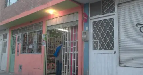 TIENDA DE BARRIO CALLE 71 CON 89 TIENDA DE BARRIO CALLE 71 CON 89